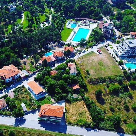 D Villa Mineralni Bani Εξωτερικό φωτογραφία